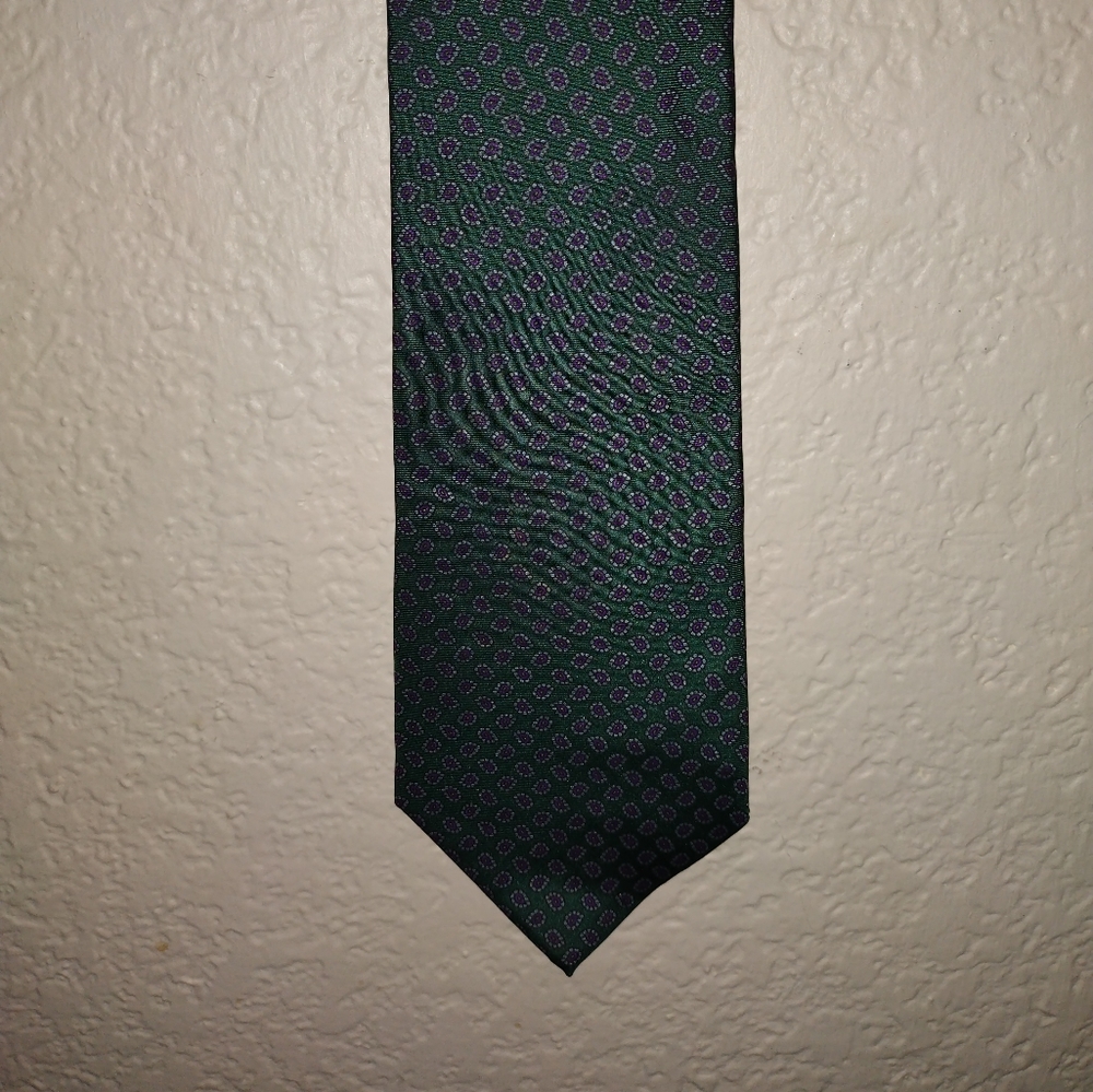 Necktie - Picture 2 of 5